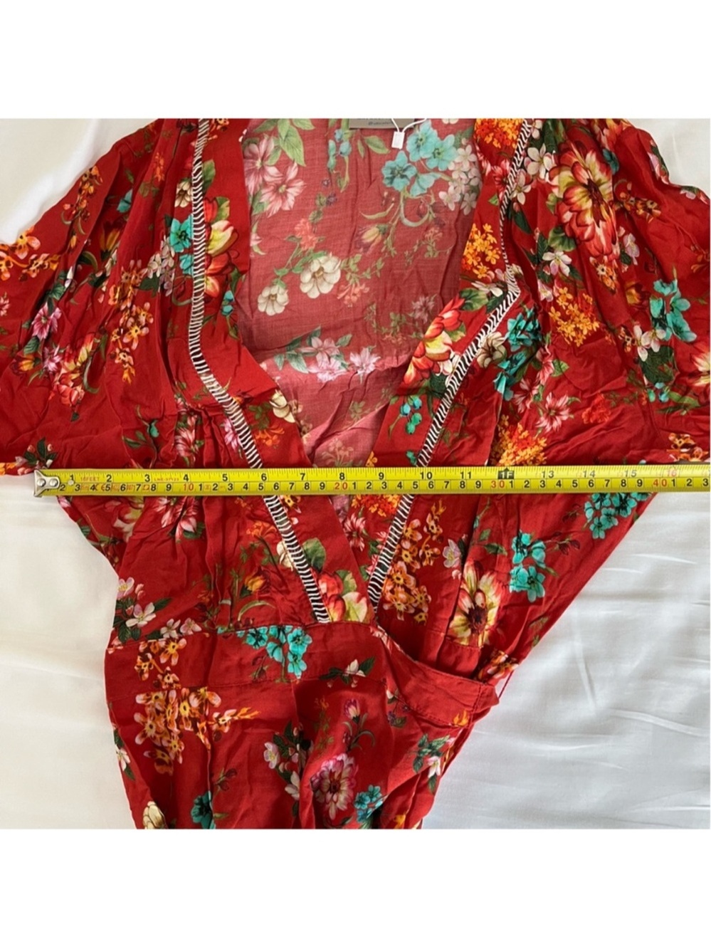 Anthropologie Farm Rio Kenzie Wrap Dress Floral Red Viscose Size Medium Feminine - Picture 10 of 13
